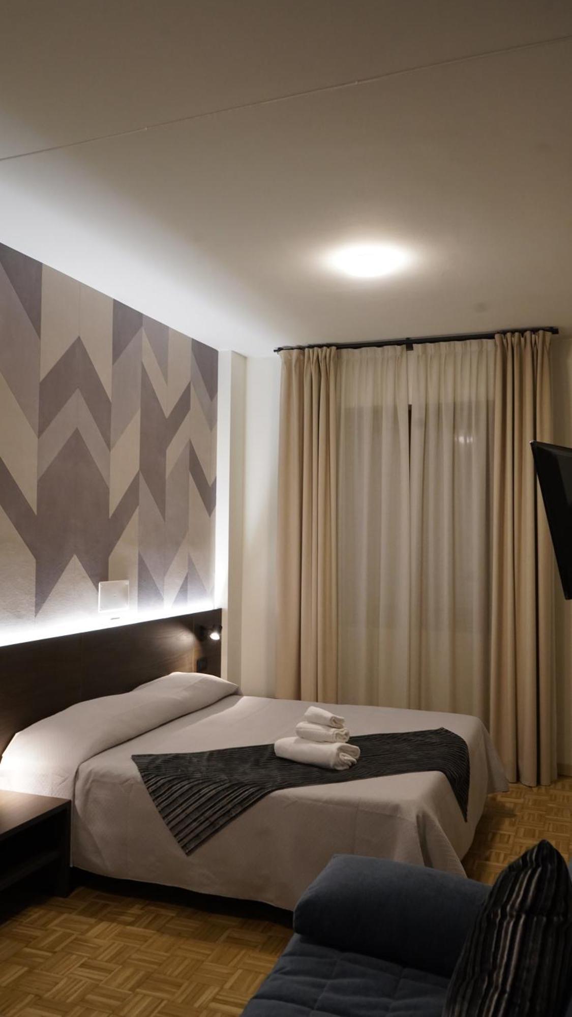 Hotel Astoria فيدينسا المظهر الخارجي الصورة